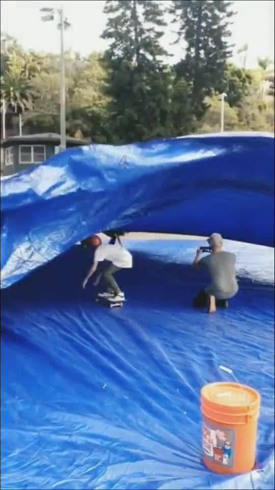 河津:花灯转起来,年味浓起来